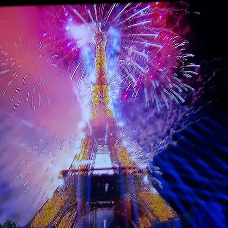 Disneyland Paris * شيل